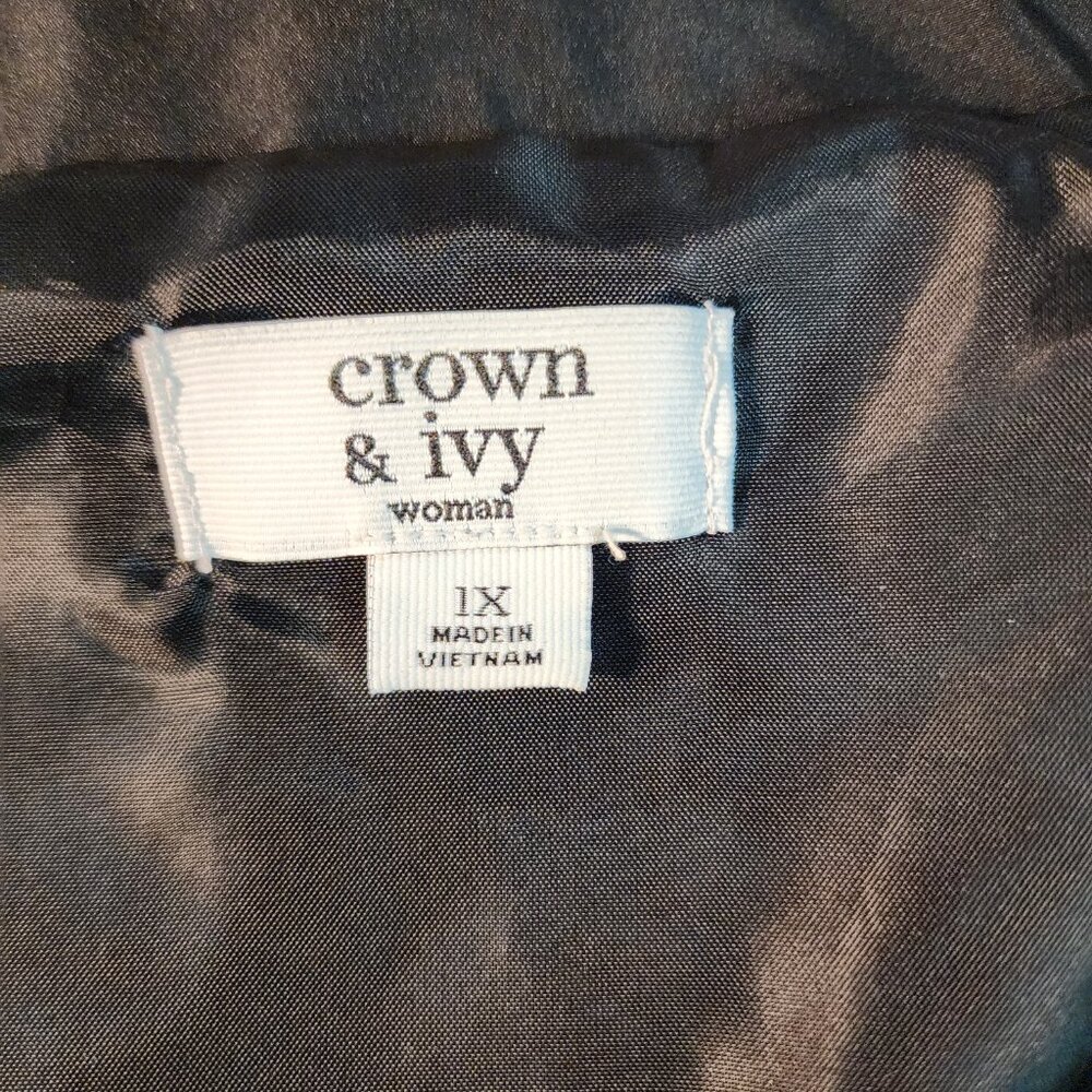 Crown & Ivy Women's Black Quilted Puffer Vest Size 1X - Picture 7 of 8
